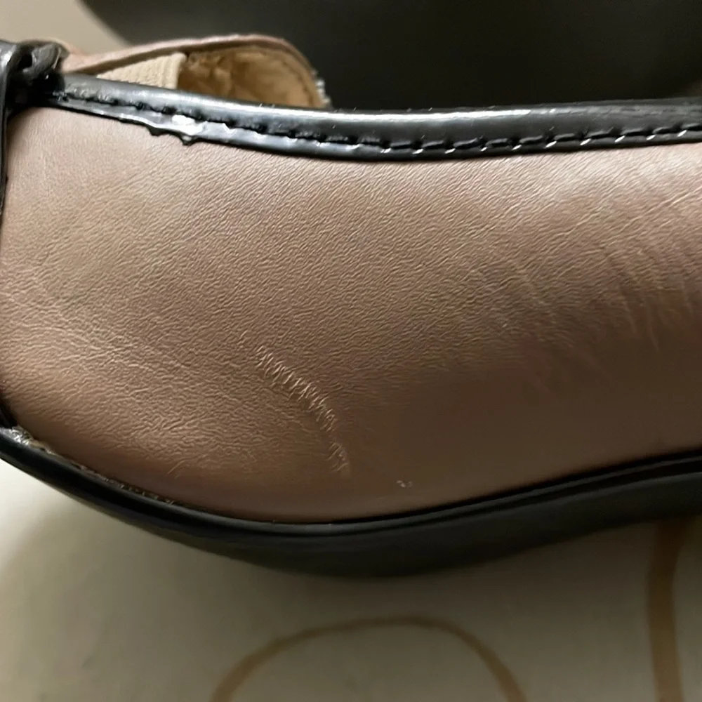 Joan & David Taupe & Black Leather/Patent Pumps - Picture 5 of 8